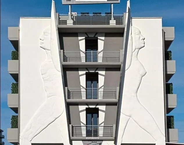Eden Hotel