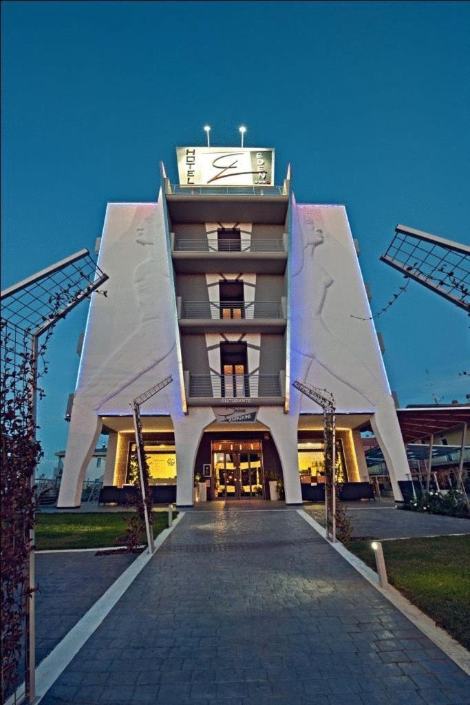 Hotel Eden